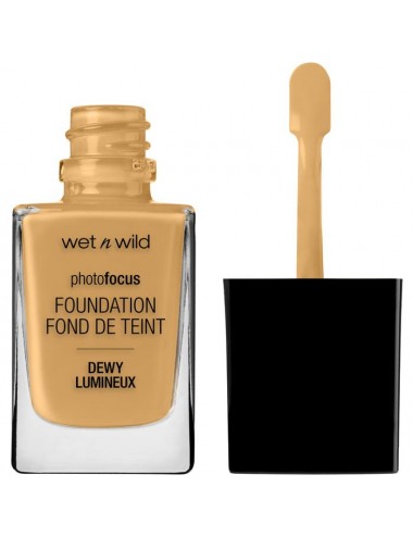 Photo Focus Dewy Foundation...