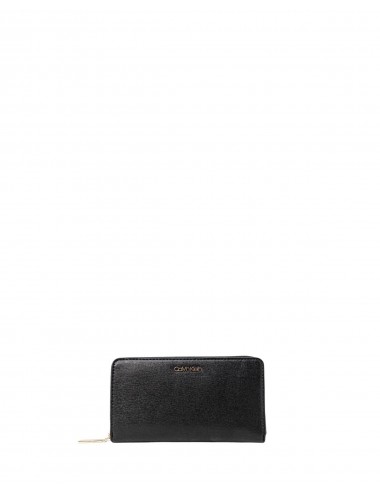 Calvin Klein Women's Wallet...